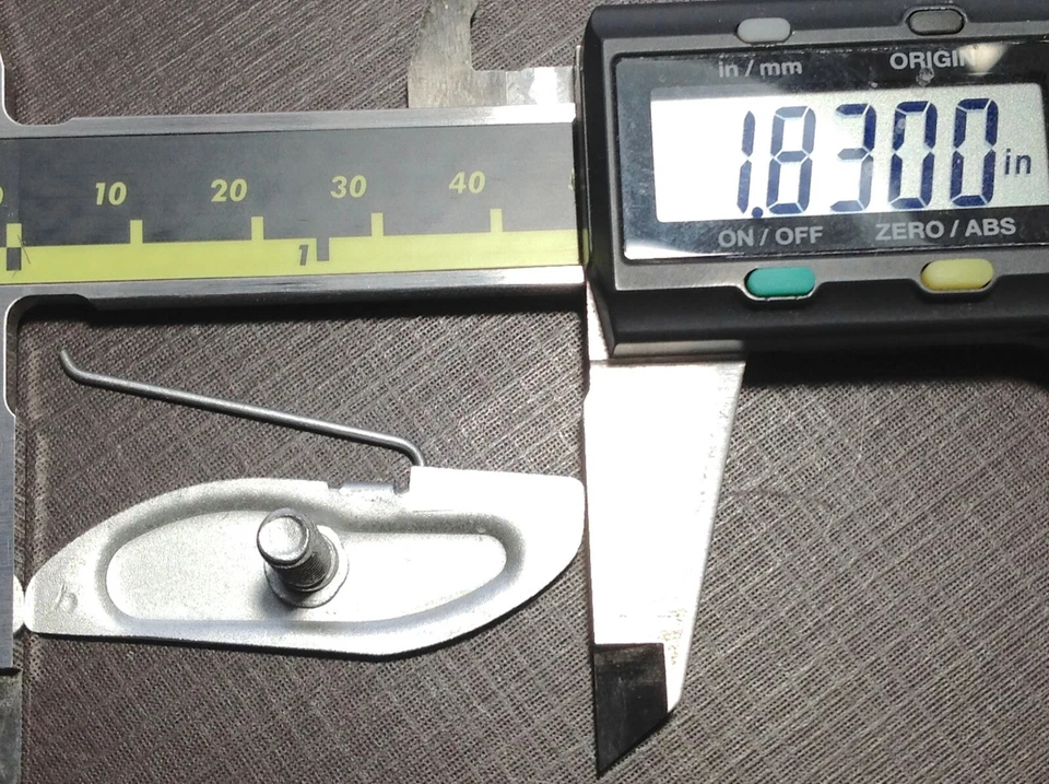 100 NORS 挡泥板四分之一门成型夹密封螺母 1-1/8 英寸 - 1-1/2 别克通用汽车 — 第 4/4 张图片