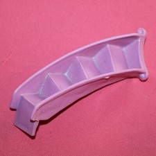 Escalier mauve de le