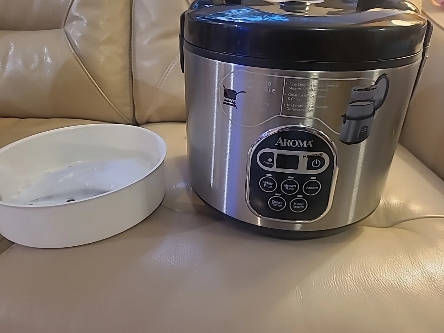 AROMA ARC-150SB 5 qt 20 Cup Digital Cool-Touch Rice Cooker & Food Steamer Silver