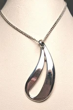 Free Form Pendant With 18" Cable Chain Sterling Silver