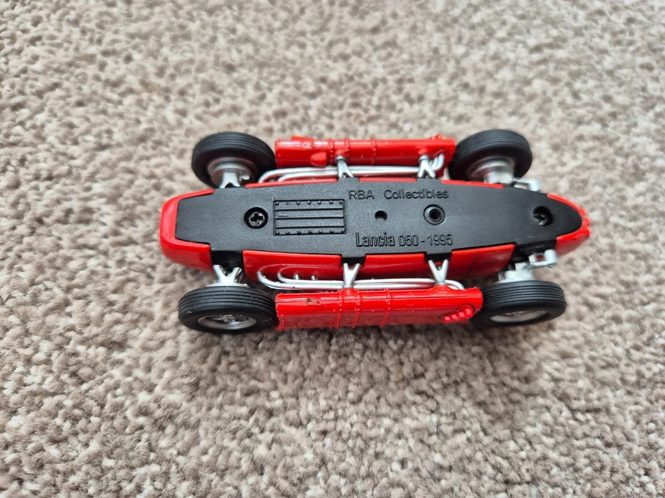 1/43 CLASSIC 1955 LANCIA D50 ALBERTO ASCARI F1 FORMULA 1 AUTO DA CORSA DIECAST - Immagine 4 di 4
