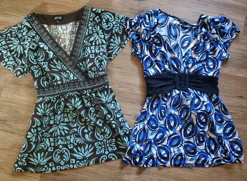 Lot Of 2/ Ladies Medium Stretchy Polyester+Spandex Peasant Tops With Ties