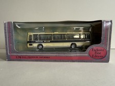 EFE 29504. OO 1/76 Plaxton Panorama Elite Coach - Royal Blue