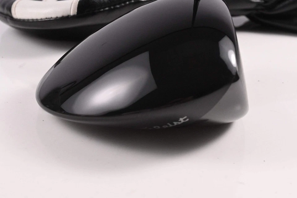 Titleist TS2 Driver / 11.5 Degree / Regular Flex Tensei AV Blue 55 Shaft - Image 3 of 4