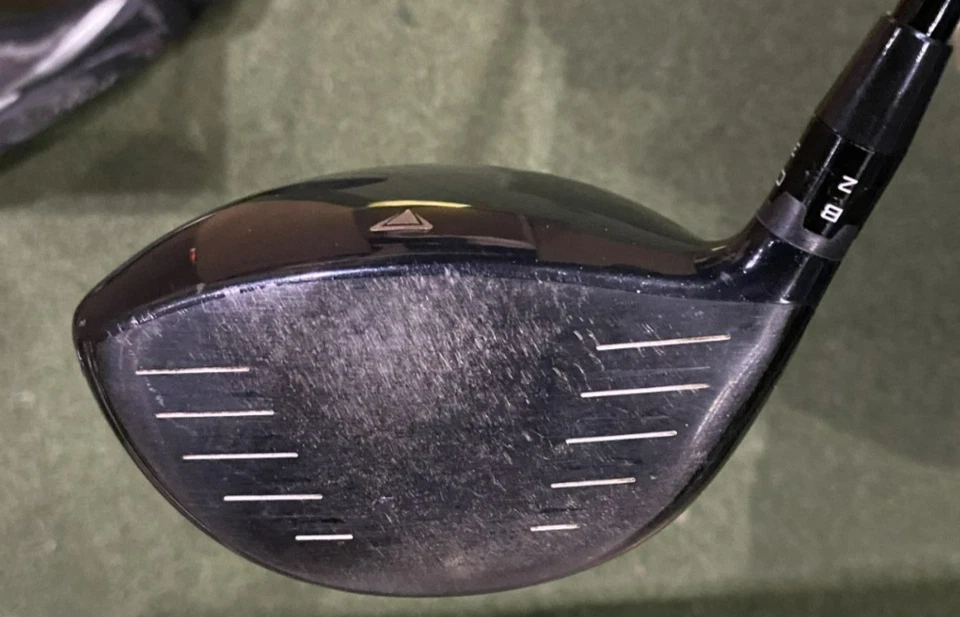 Titleist 915 D 10.5 Degree Driver with a HZRDUS 6.0 80g Stiff Graphite Shaft R/H - Image 3 of 4