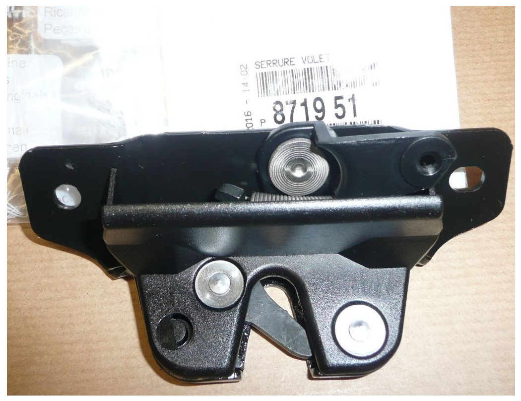 Serrure de coffre Citroën Saxo et Peugeot 206 pièce auto 8719.51 hayon arrière