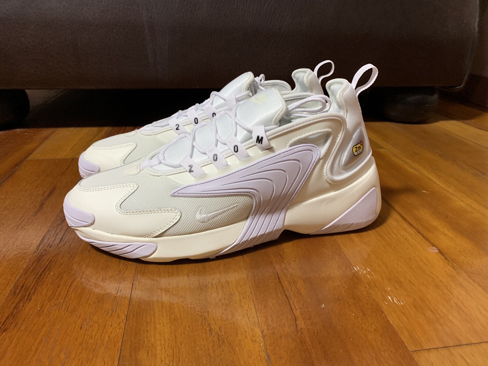 nike zoom 2k trainers in triple white