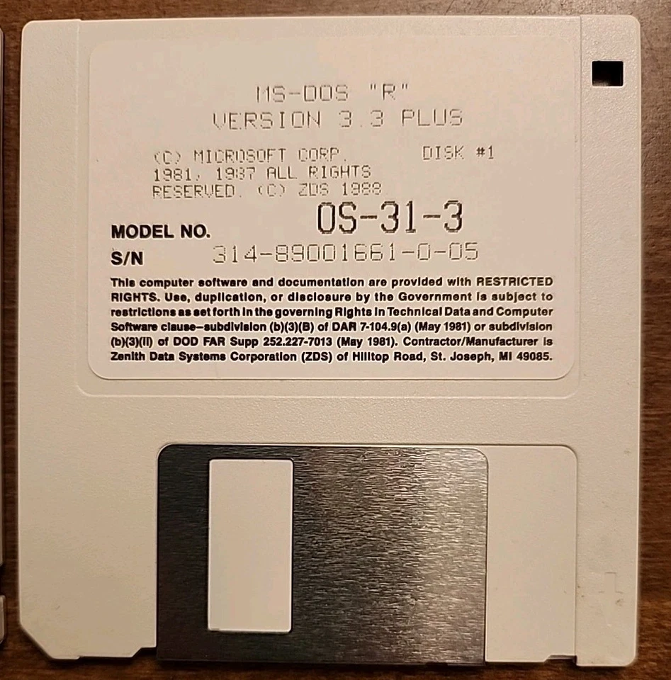 Vintage Microsoft MS-DOS “R” Version 3.3 Plus Model OS-31-3 3.5" Disk Set 1988 - Image 4 of 4