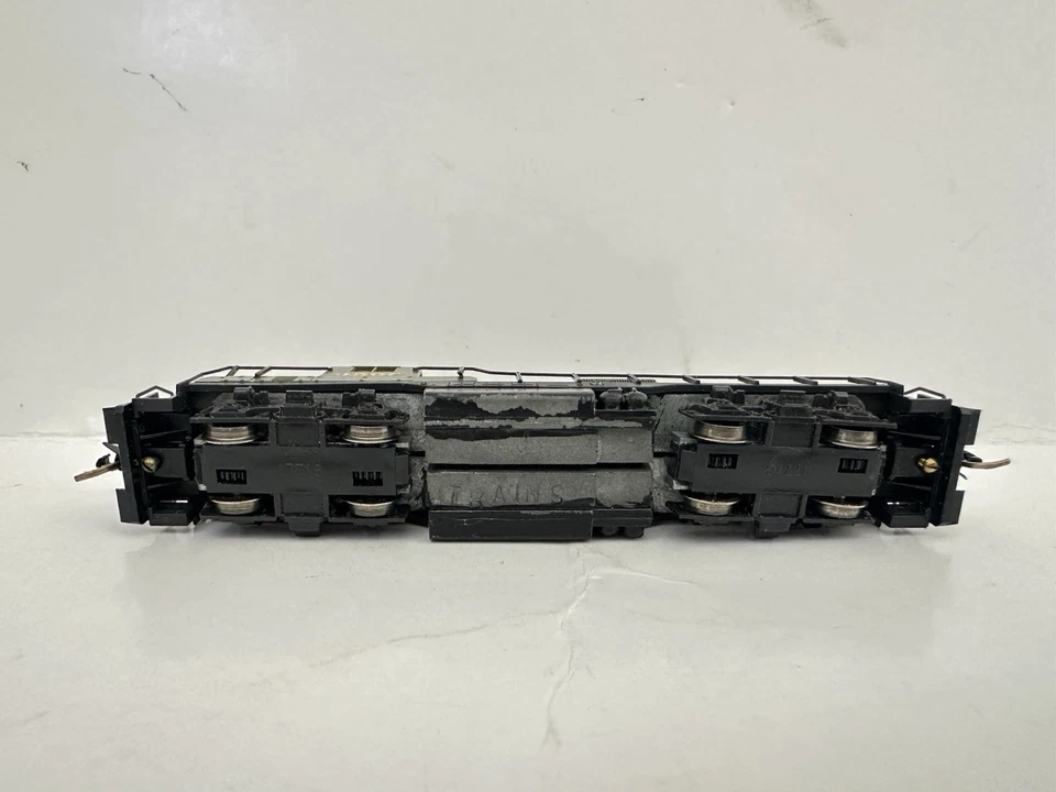 Atlas N Scale GP-9 Canadian National Loco #4332 - Image 4 of 4