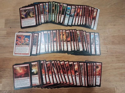 100 Cartes Communes Magic The Gathering MTG rouges ITALIENNES Multi-Éditions - Photo 1/2