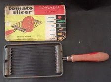Vintage Wooden Handle Tomato Slicer Kitchen Utensil Gadget Tomado Holland w/ Box