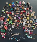Vintage Costume Jewelry Pcs Crafting Lot Fish Flowers Geometric Resin Etc (Lot3)