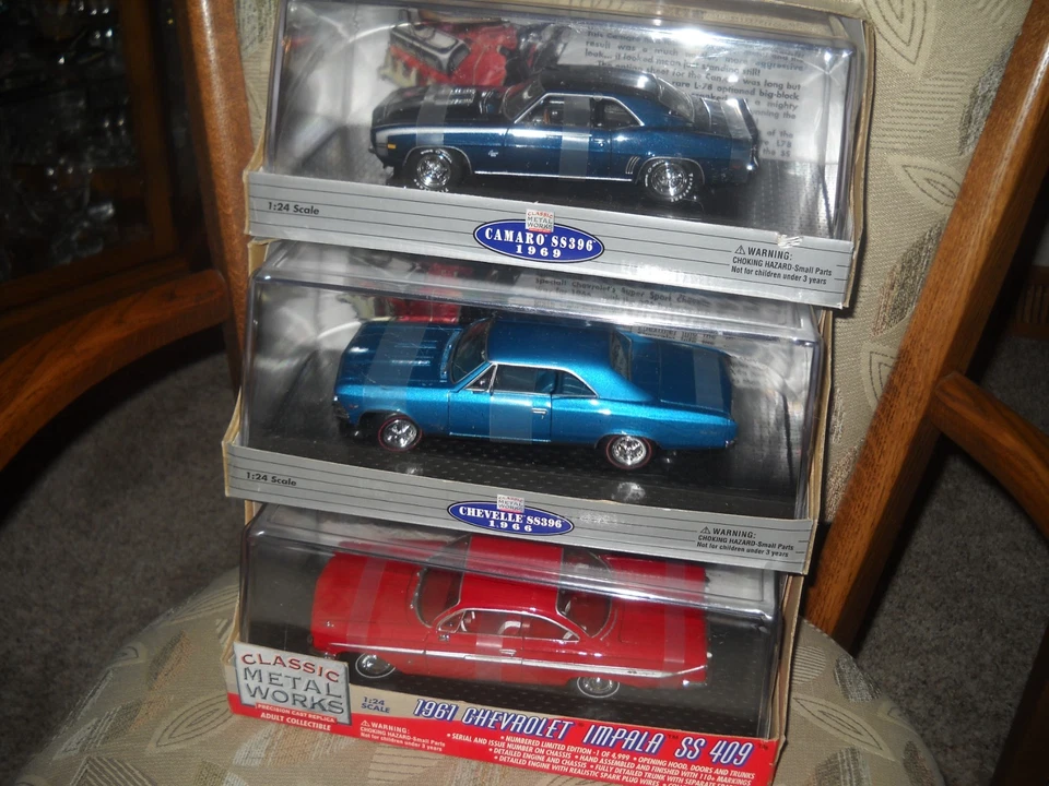😎😎😎-CLASSIC METAL WORKS**LOT of 3** 1/24 SCALE**1 IF 4,999😎😎😎 - Image 3 of 4
