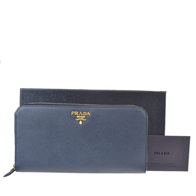 prada classic wallet