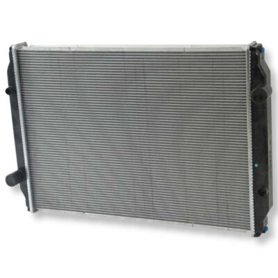 Radiator Fits Freightliner Motor Home Chassis 1999-2003 VAB1003451 VAB1040078
