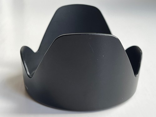 Marumi EW-78BII Lens Hood for EF 28–135mm f/3.5–5.6 IS USM lens VGC in UK - Picture 4 of 7