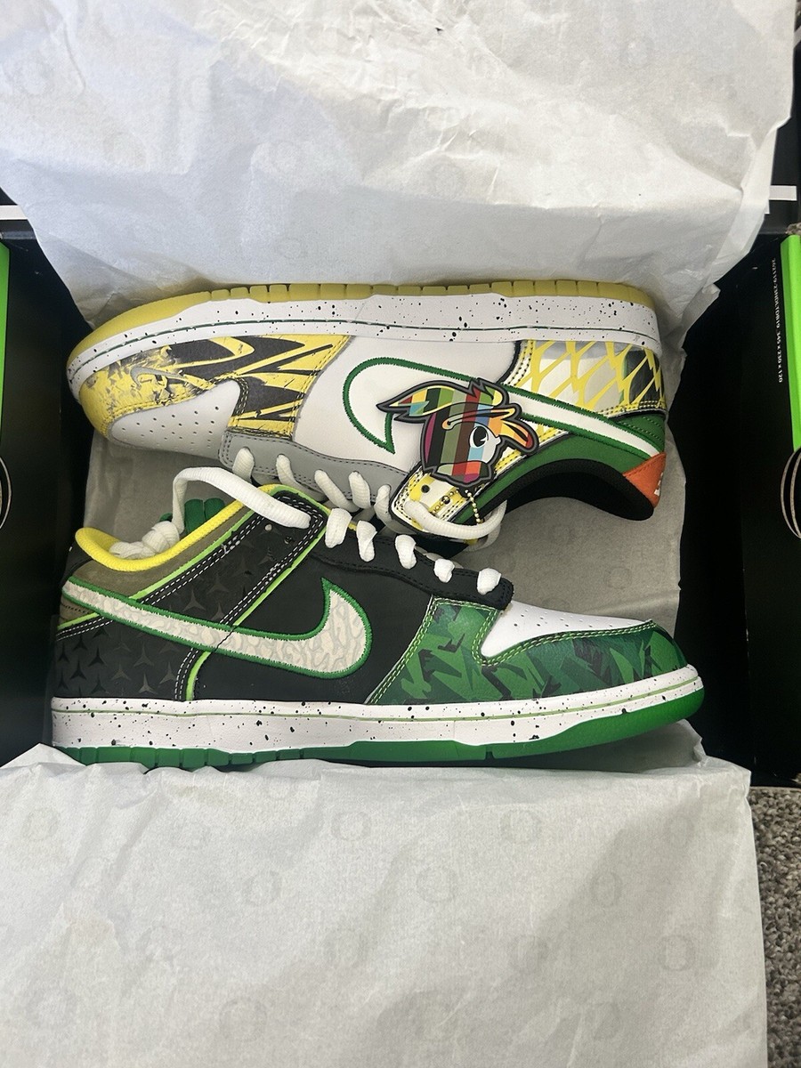 Nike dunk low “ what the duck” Away multicolored size 10 Size 8.5 - Nike Dunk PE Low What the Duck - University of  main image 2