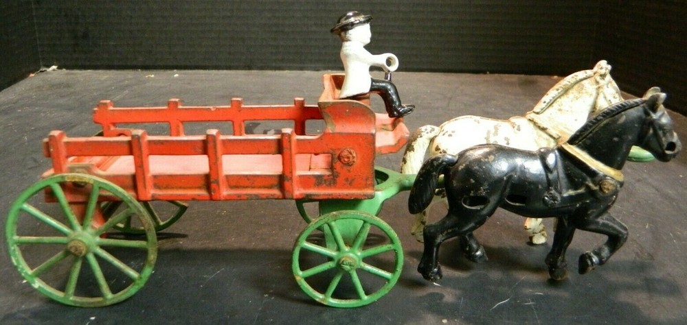 Antique Cast Iron Horse Drawn Hay Wagon 4.5