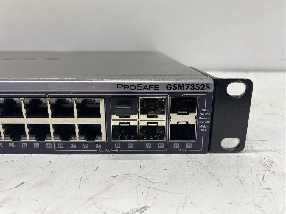 NETGEAR GSM7352S V2 ProSAFE 48+4 Gigabit Ethernet L3 Managed Stackable Switch - Image 2 of 4