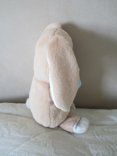 ANIMAL ADVENTURE BUNNY RABBIT HOLDING BLUE FLOWER SOFT TOY 26 cm - Picture 4 of 6