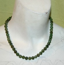 NEW GREEN JADE ROUND BEADS NECKLACE 16"