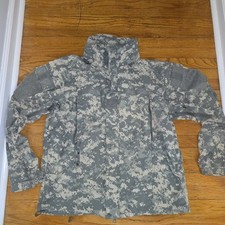 Army Camo Millitary Jacket, Soft Shell Cold Weather Gen III ECWCS sz Medium