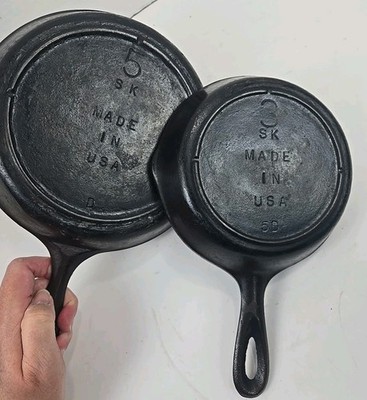 2 Vtg 1940s Lodge 3-Notch Cast Iron Skillet Frying Pans 8'' #5 and 6.5'' #3 USA