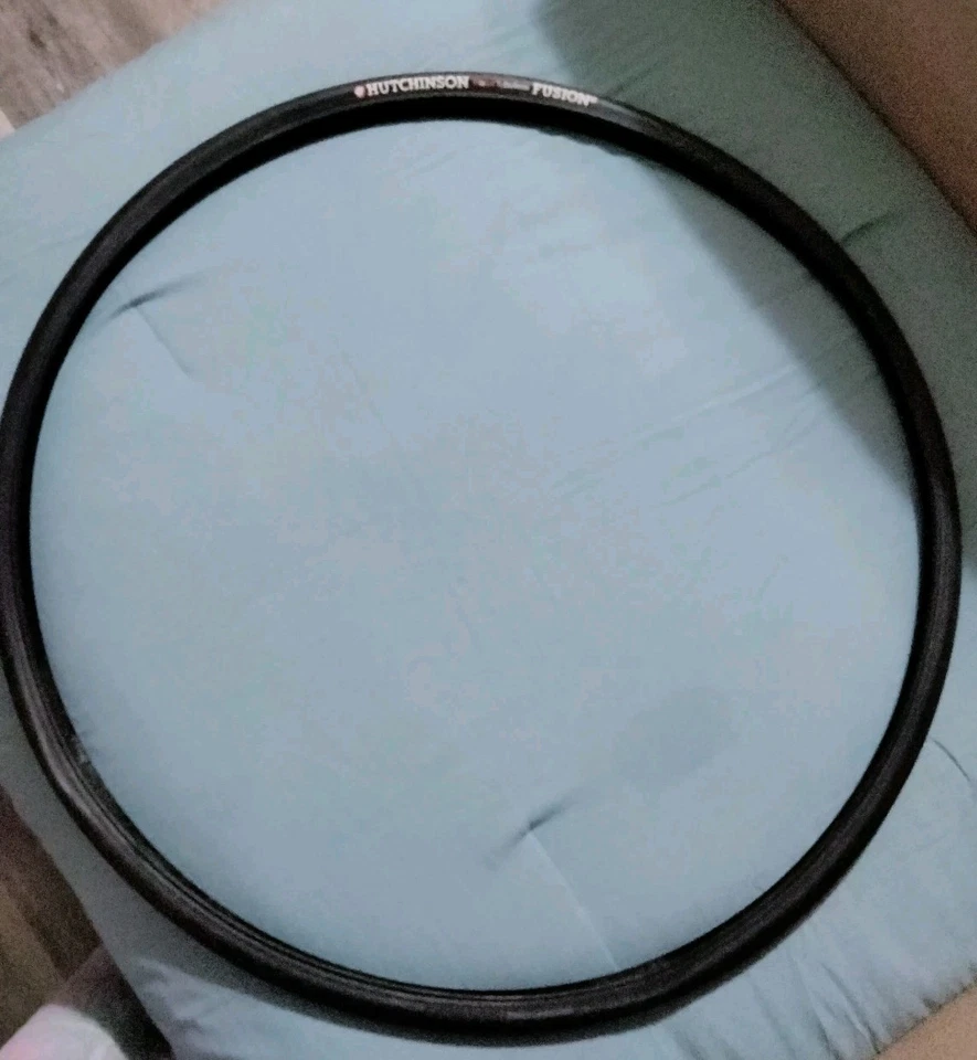 Neumático sin cámara de carretera Hutchinson Fusion 3 (negro, 700 x 23c) Foto 3 de 4