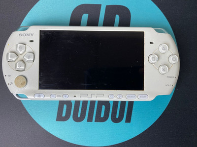 Sony PSP Playstation Portable Slim 3004 Handheld Konsole Weiß !OHNE AKKU!