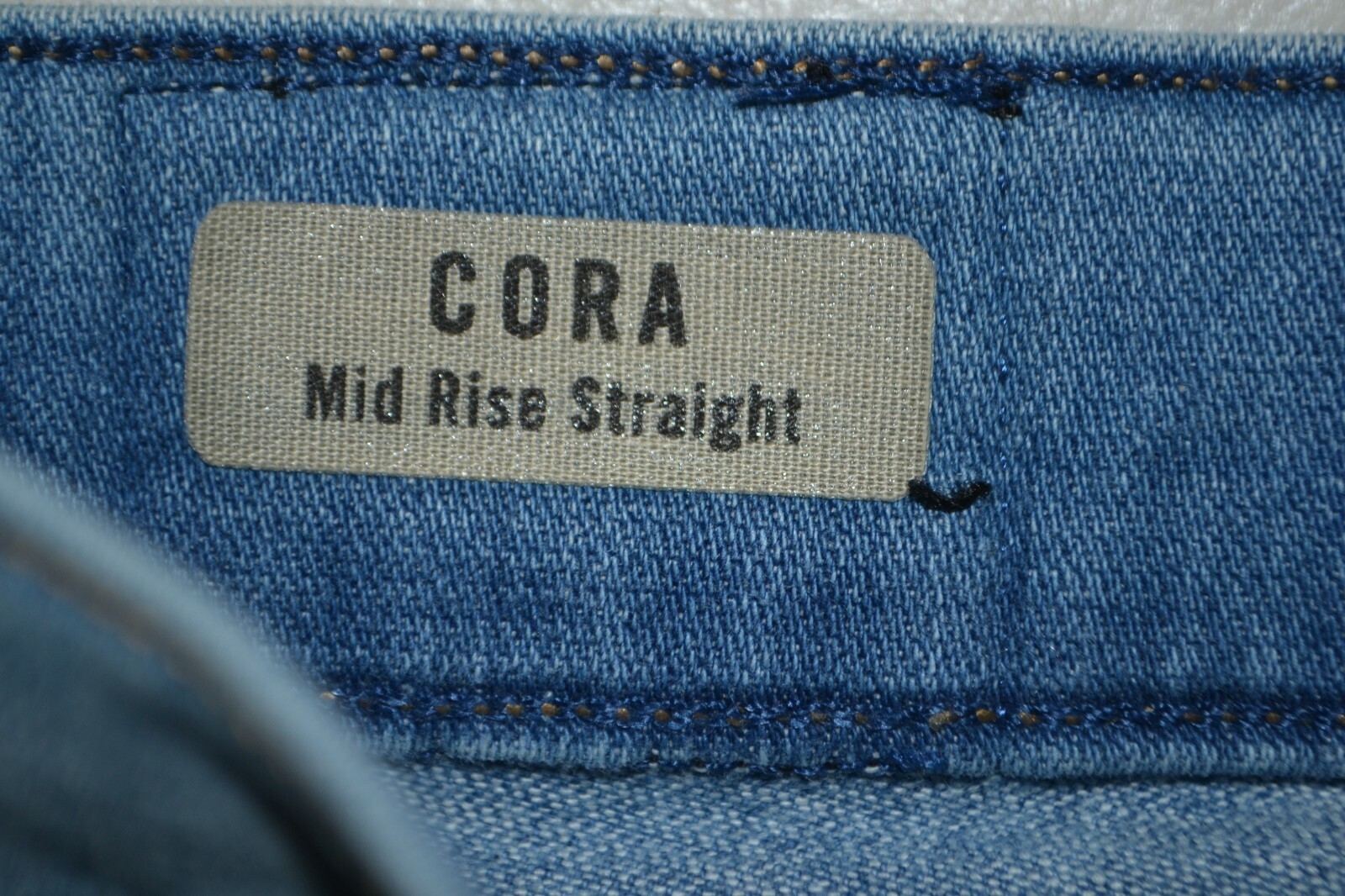 True Religion Women's Kora Mid Rise Straight Distressed Jeans Sz 29x33 thumbnail 10