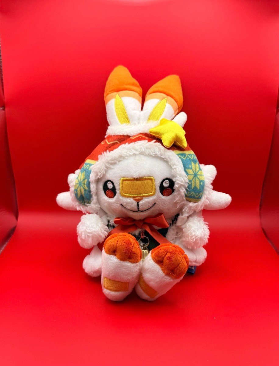 Pokemon Center Original Peluche Scorbunny POKEMON NAVIDAD PAÍS DE LAS MARAVILLAS (SIN ETIQUETA)