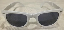 NEW Pabst Blue Ribbon White Beer Promo Plastic Sunglasses 