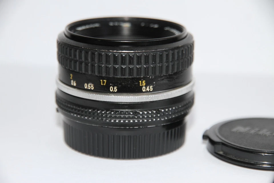 Nikon Nikkor 50mm f/1.8 Standard Prime Lens F Mount. See Description. - Image 3 of 4