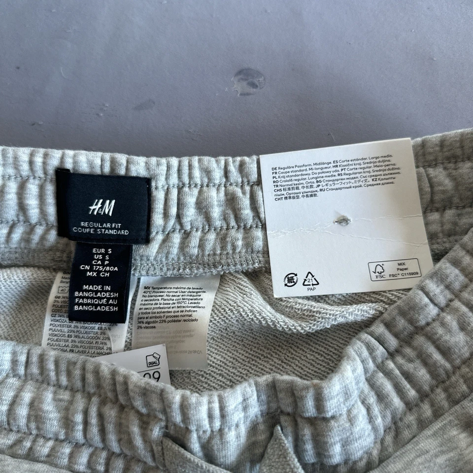 Pantalones cortos grises para mujer H&M. Pequeño Foto 3 de 4