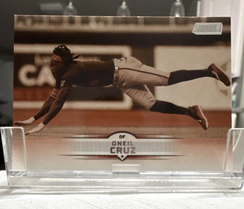 2025 Topps Stadium Club - Oneil Cruz #169 Sepia