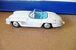 VINTAGE EARLY CORGI 303 MERCEDES BENZ SL300 ROADSTER 1958 60