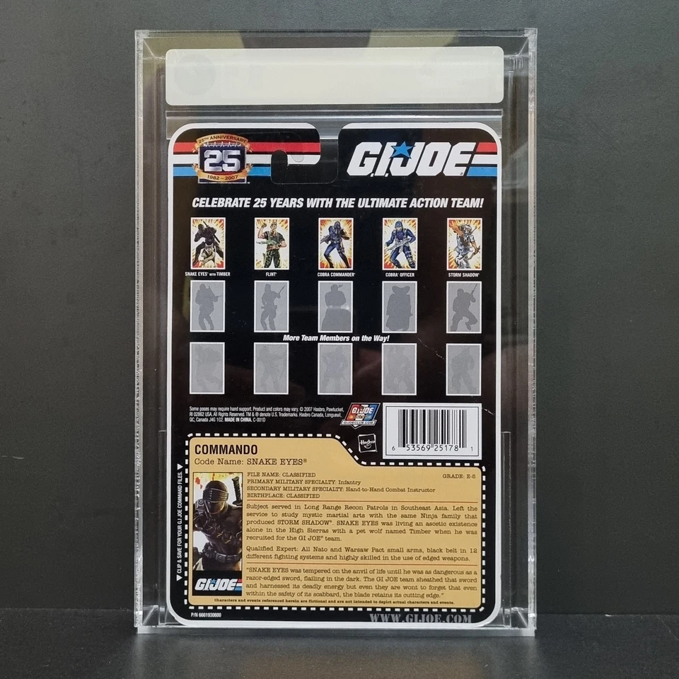 GI Joe 2007 Hasbro 25 aniversario ojos de serpiente (V29) con madera negra grado AFA 85 Foto 2 de 4