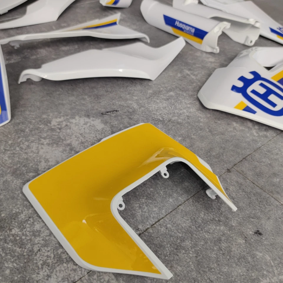 Plásticos + Gráficos Husqvarna TE FE 2020 2021 2022 2023 Retro Heritage - Imagen 4 de 4