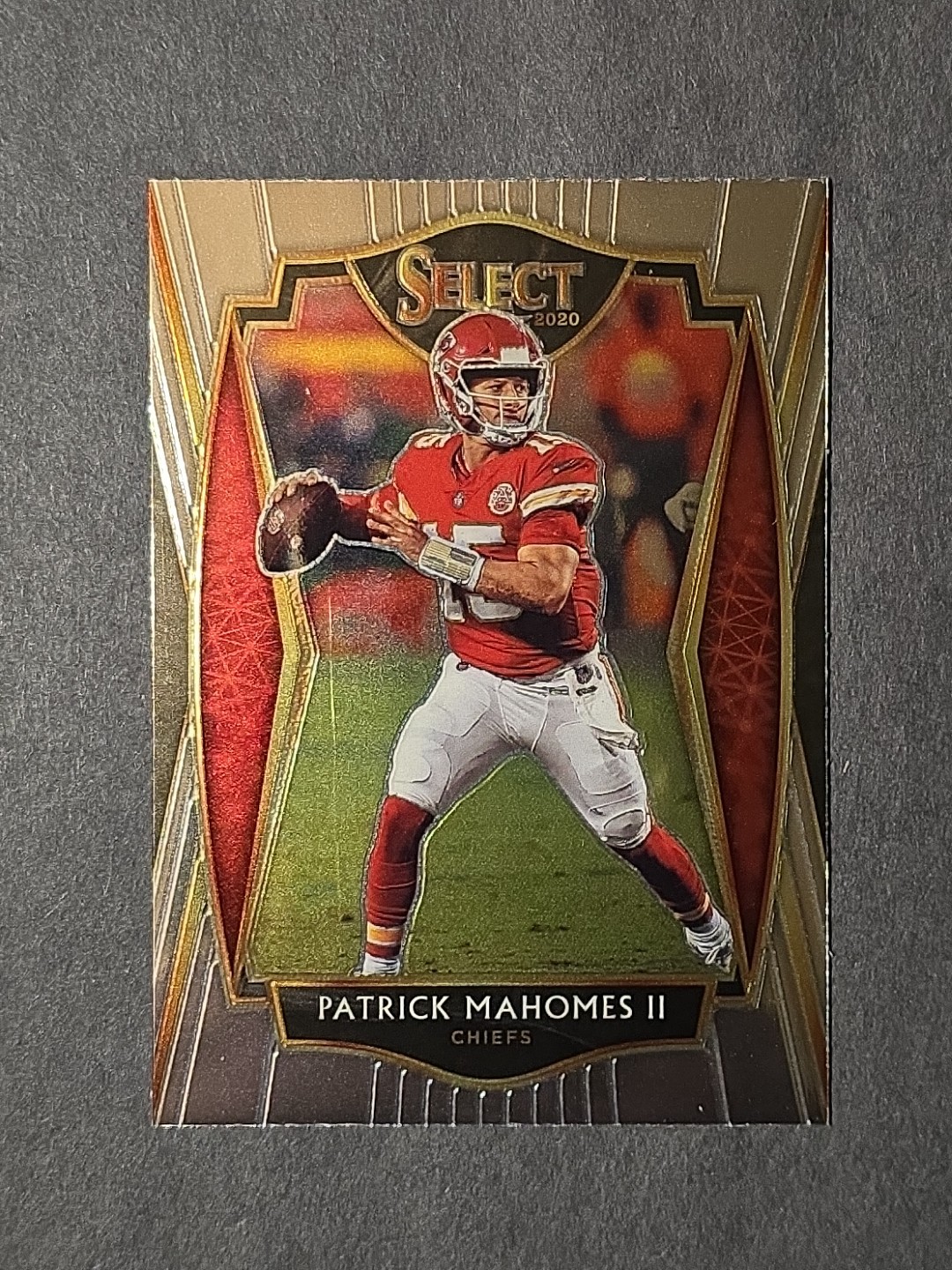 PATRICK MAHOMES II 2020 Panini Select Premier Level Silver Prizm #130 CHIEFS