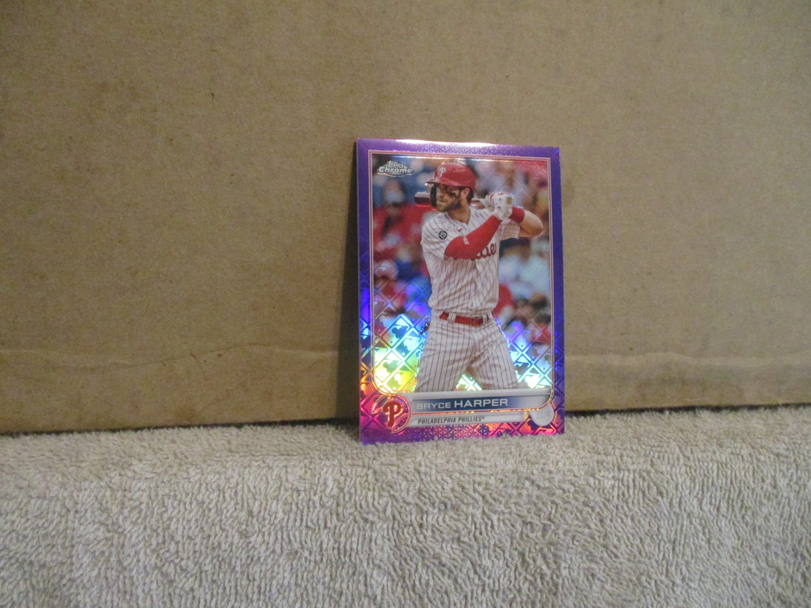 2022 TOPPS CHROME LOGOFRACTOR BRYCE HARPER #18 PURPLE REFRACTOR 172/250 PHILLIES