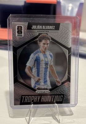 2026 Panini Prizm Fifa World Cup - Trophy Hunting Julian Alvarez #1