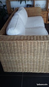 Vends 2 Canapes En Rotin Design Avec Coussins Beige Pour Salon