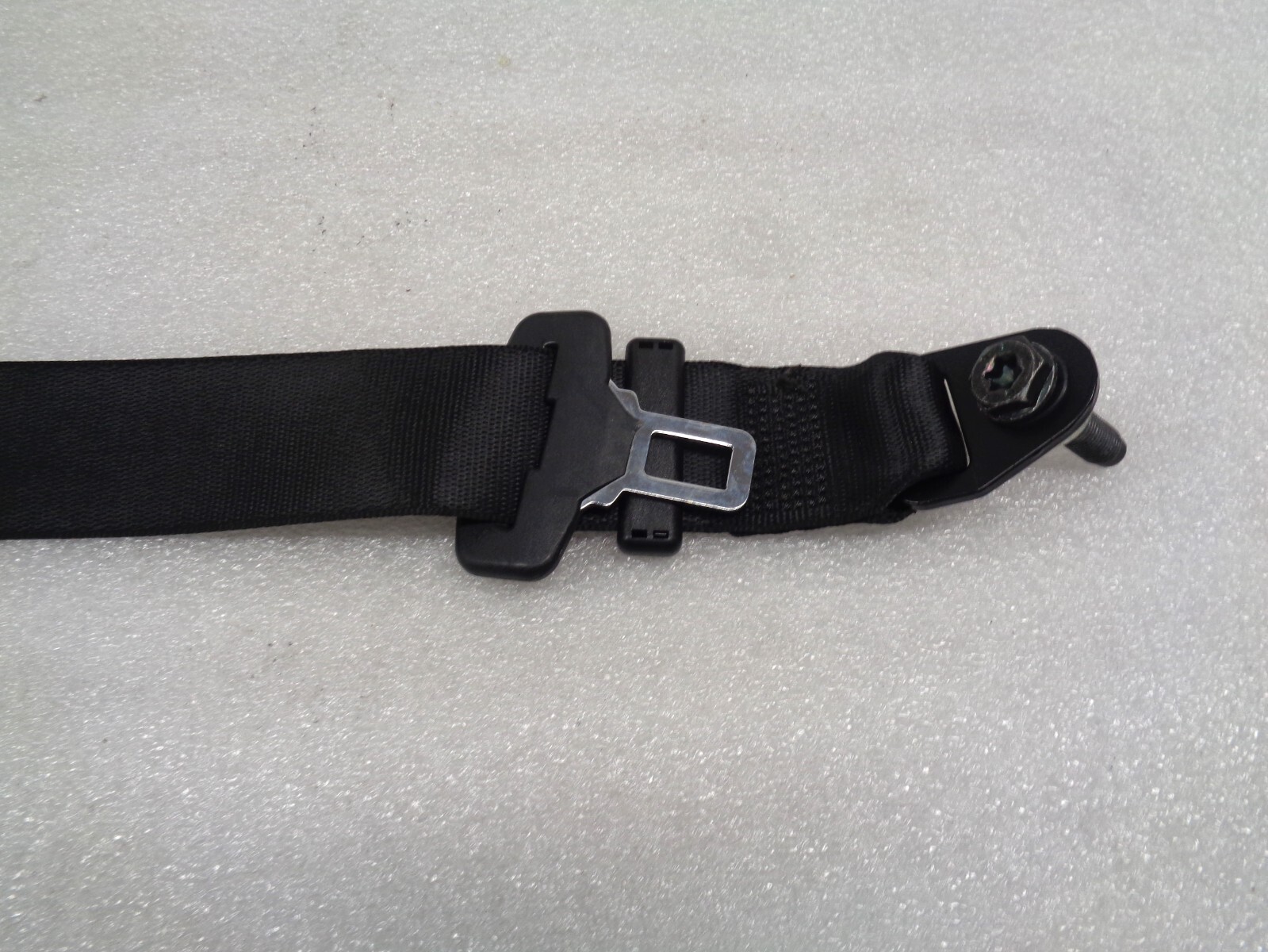 14-17 Maserati Ghibli Rear Left Side Seatbelt Seat Belt Retractor OEM AK2308333