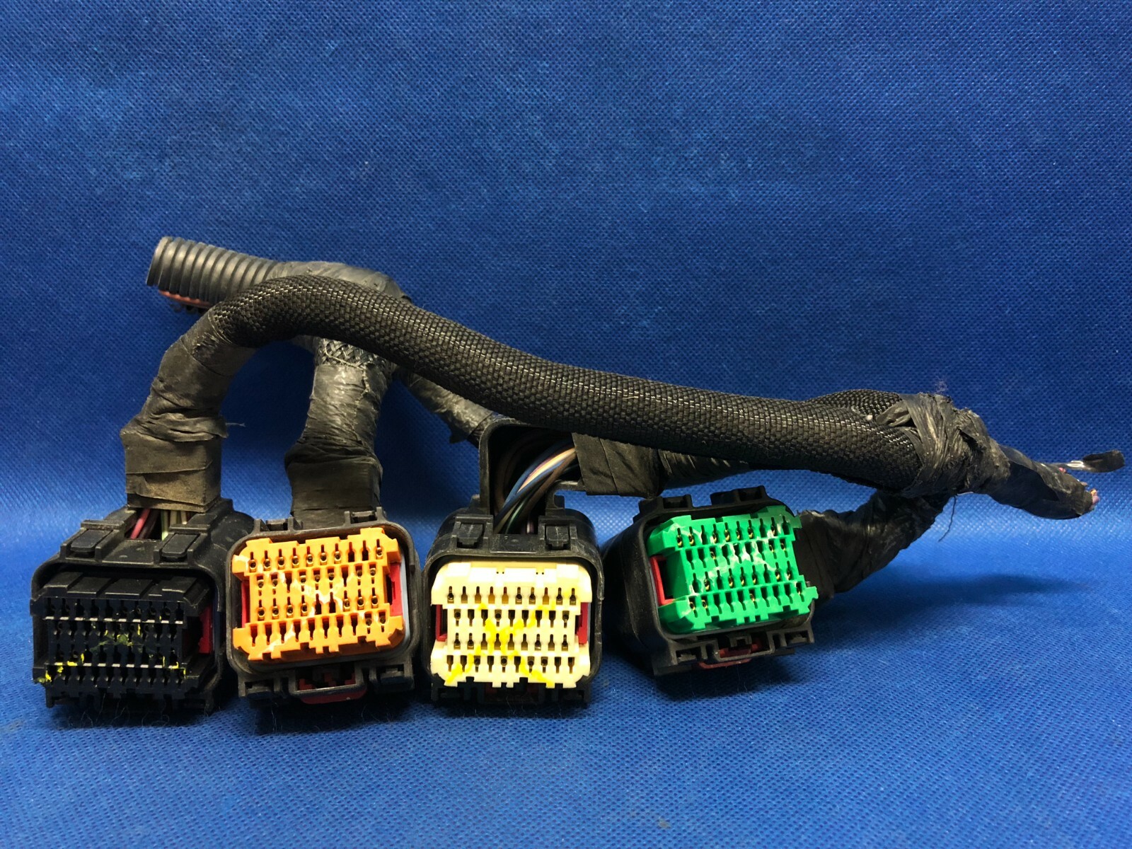 WIRING HARNESS PLUG CONNECTOR 06 PT CRUISER ATX ECM ECU MODULE PCM 05094687AF