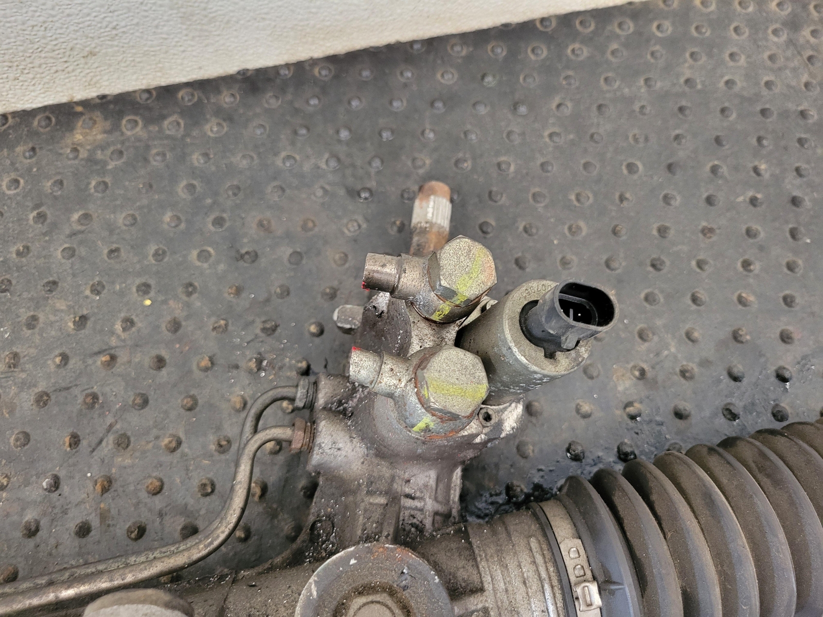 08-19 MASERATI GRANTURISMO POWER STEERING GEAR RACK PINION