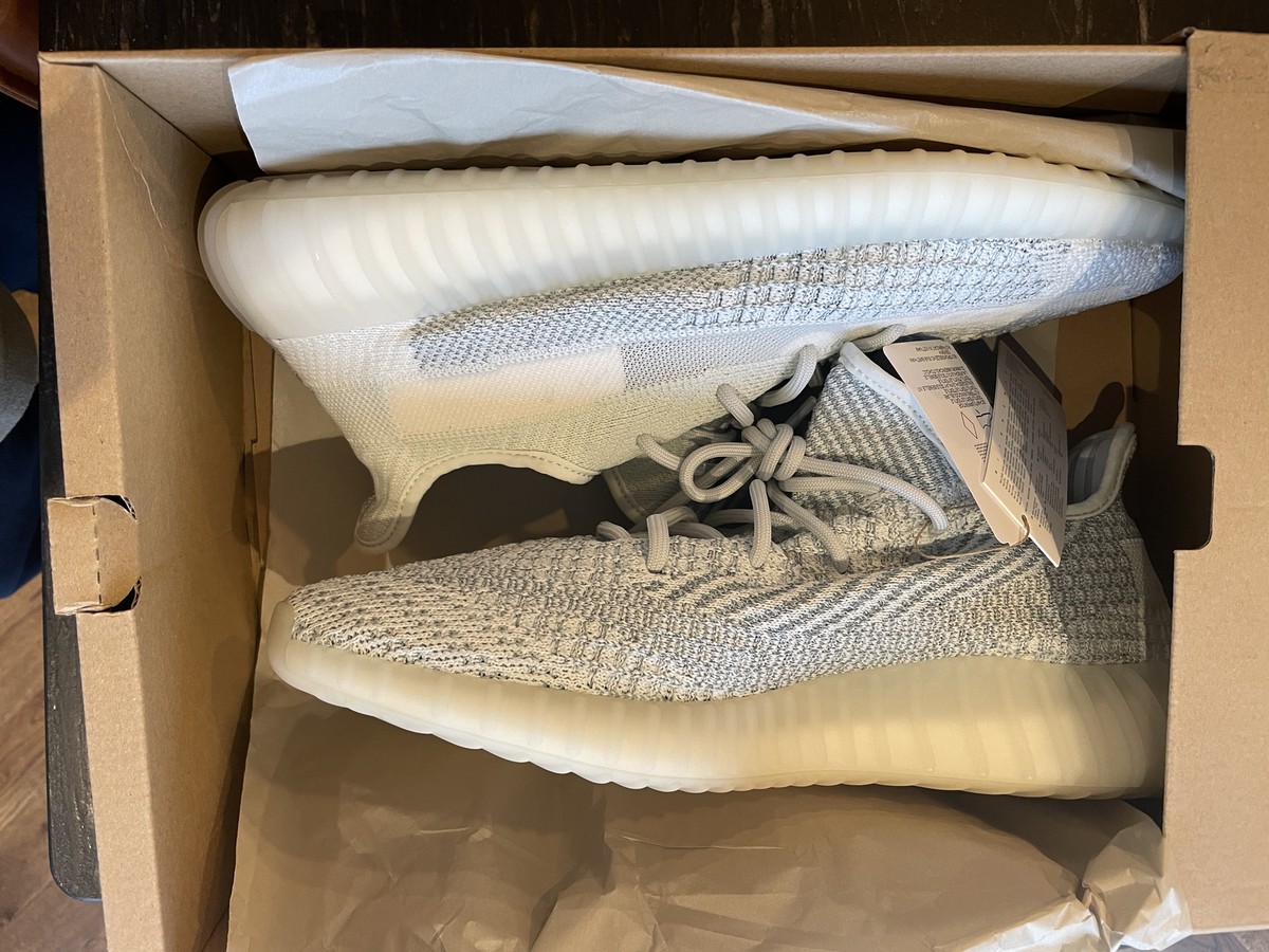 yeezy boost 350 blanche reflective