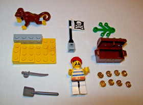 Lego Pirates 6235 Buried Treasure Chest + Instructions - Missing Hand & Pistol