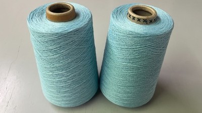 Kone Garn 600g 2X  Kaschmir Viskose Polyamid NM13 Maschinenstrick häkeln Wolle