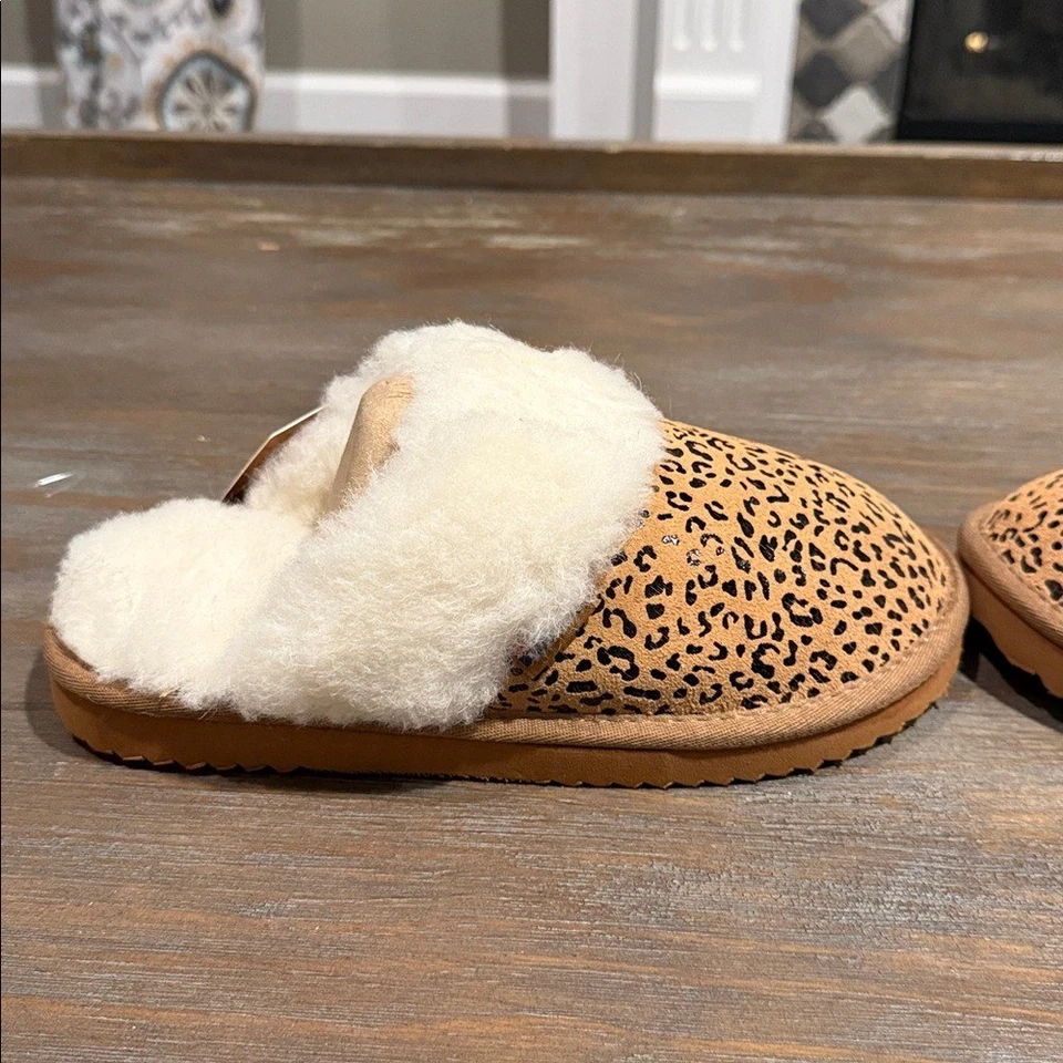 Chinelos Shearling com estampa de leopardo EMU Ridge tamanho 6 novo na caixa aconchegante forrado de lã - Imagem 3 de 4