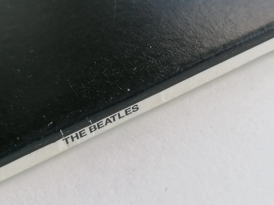 THE BEATLES 1988 PAST MASTERS VOLIMES ONE & TWO   SOUTH AFRICAN PRESSING - Image 3 of 4